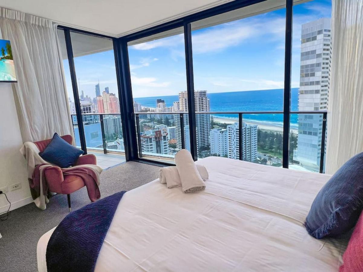 29th Floor Oracle Tower 2 Stunning Ocean And Views Apartment